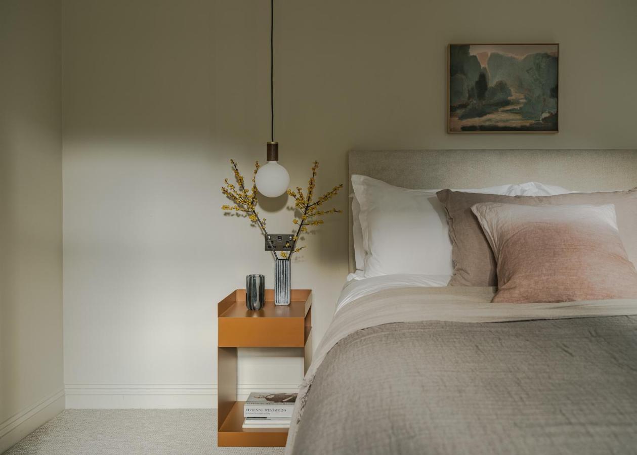 Leighton House - Boutique Guesthouse Bath Bagian luar foto A bedroom