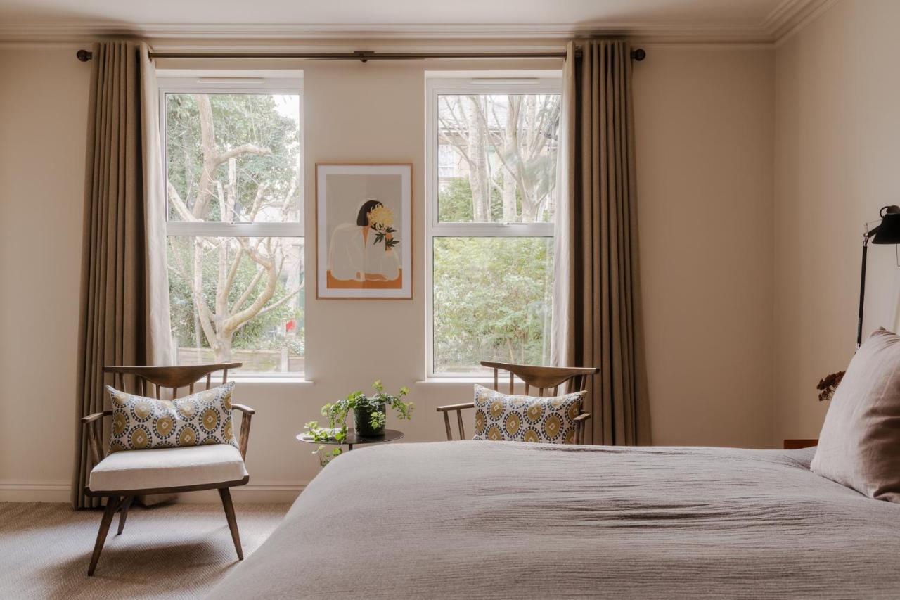 Leighton House - Boutique Guesthouse Bath Bagian luar foto A bedroom at the hotel