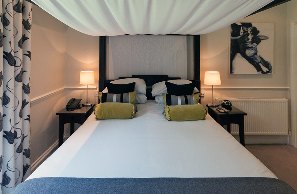 Leighton House - Boutique Guesthouse Bath Bagian luar foto A bedroom at the hotel